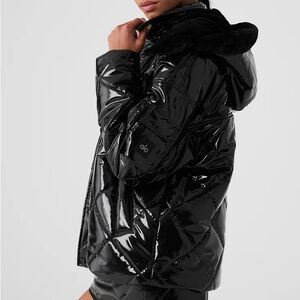 ALO Yoga Glossy Puffer Jacket